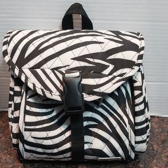 Black and White Travelon Quilted Backpack...New BUT NO TAGS - Picture 9 of 9